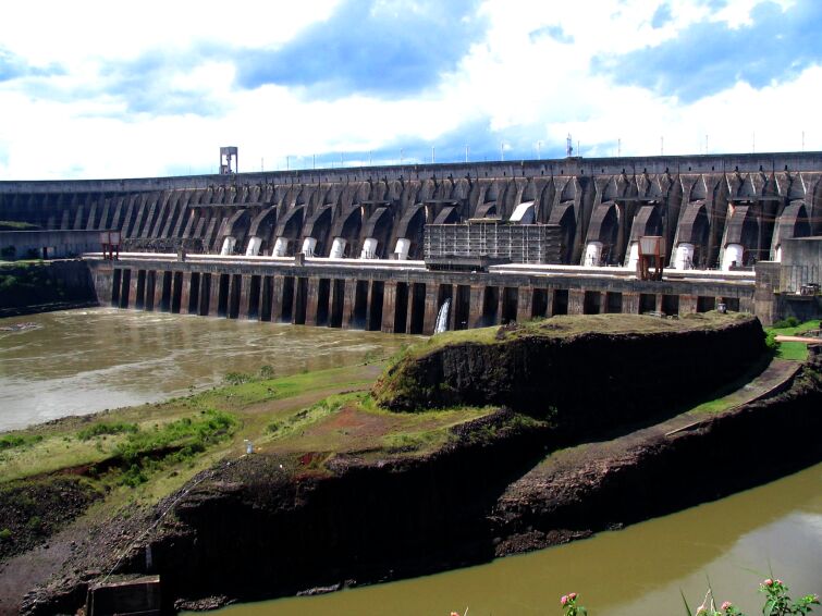 Wasserkraftwerk Itaipu